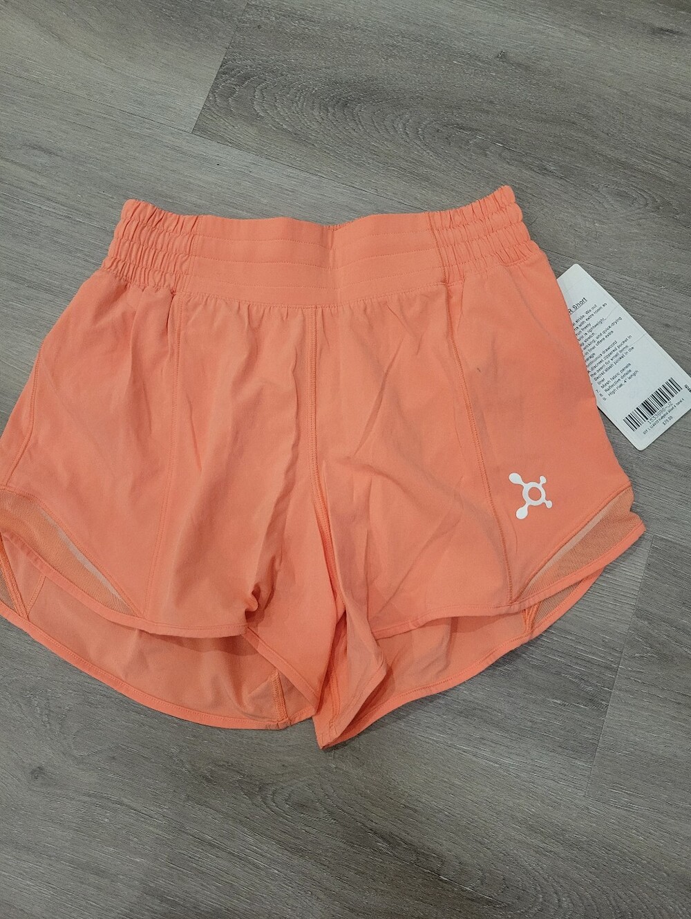 New Lululemon HR hotty hot HR shorts Coral  4" Inseam Size 4